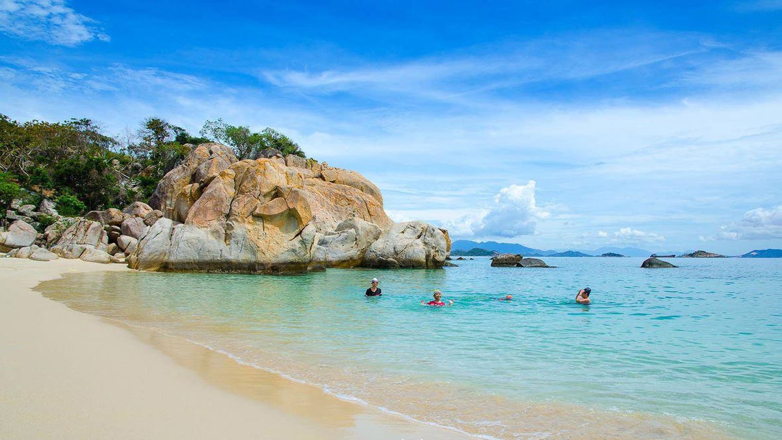 Bãi Kinh Bình Hưng - Bức tranh sơn thủy đẹp đến nao lòng