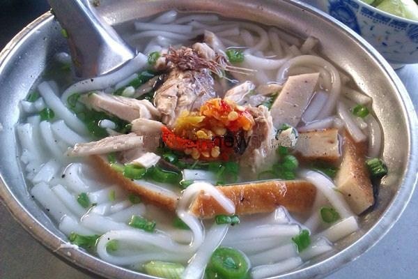 Bánh canh chả cá Phan Rang món ăn đặc trưng
