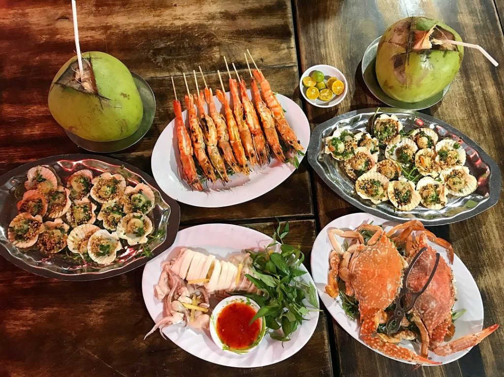 quán hải sản ngon ở Mũi Dinh