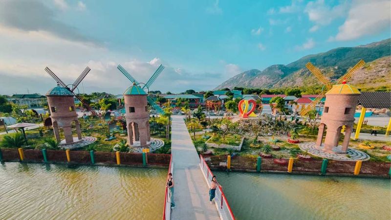 Khu du lịch sinh thái cộng đồng Núi Chúa