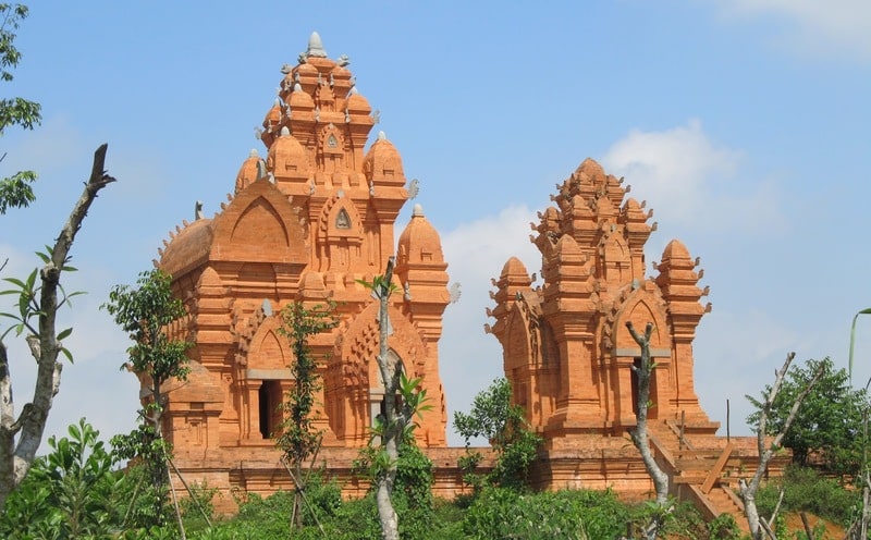 Tháp Chàm Ninh Thuận -Viên ngọc sáng giá của nền văn minh lâu đời của Champa