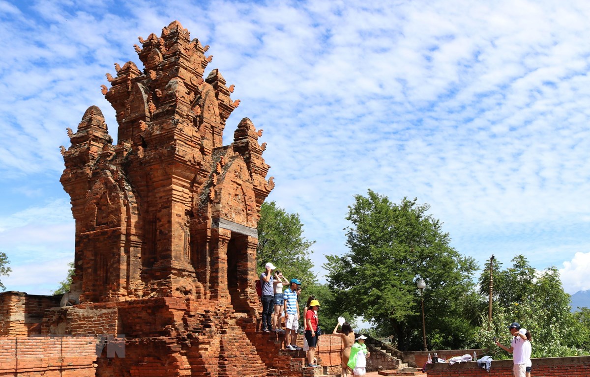 Thời điểm lý tưởng để tham quan Tháp Po Klong Garai là vào những dịp lễ hội lớn