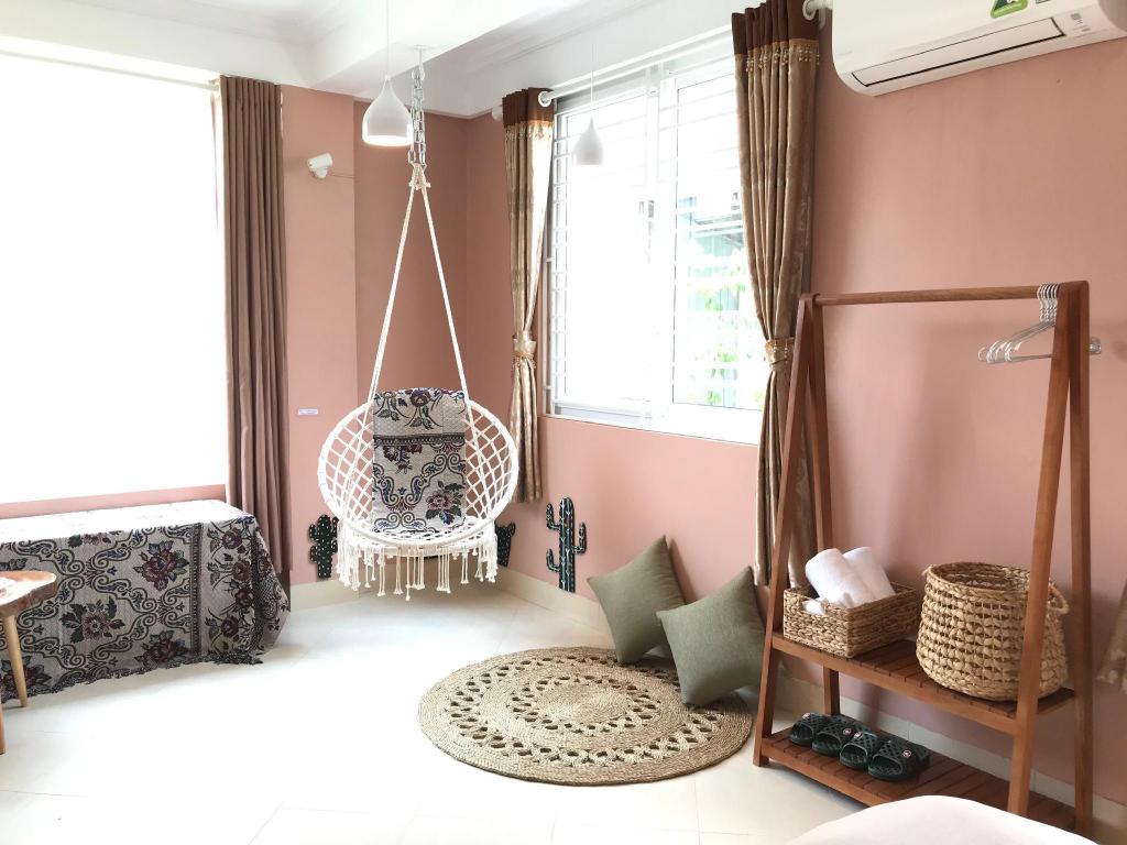 Cactus homestay với thiết kế tươi sáng, màu sắc hài hòa