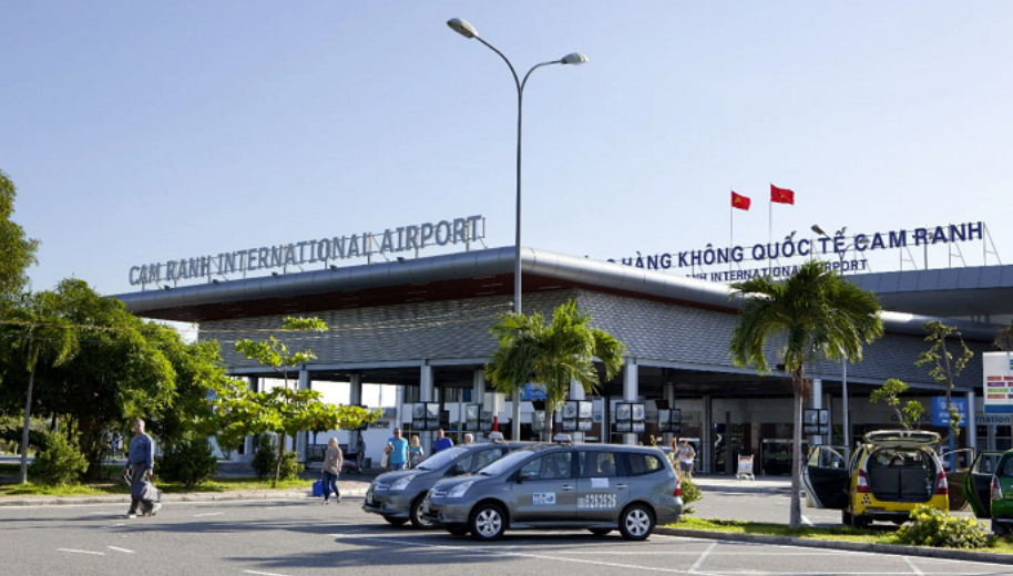 Hình ảnh sân bay quốc tế Cam Ranh quy mô lớn và hiện đại (Ảnh: sưu tầm)