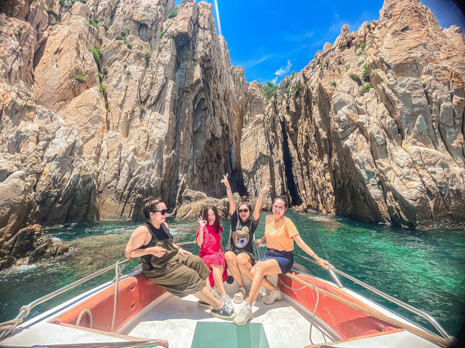 Check-in tại Hang Yến - Vĩnh Hy