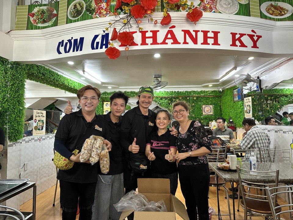 Diễn viên Huy Khánh, diễn viên Đại Nghĩa.