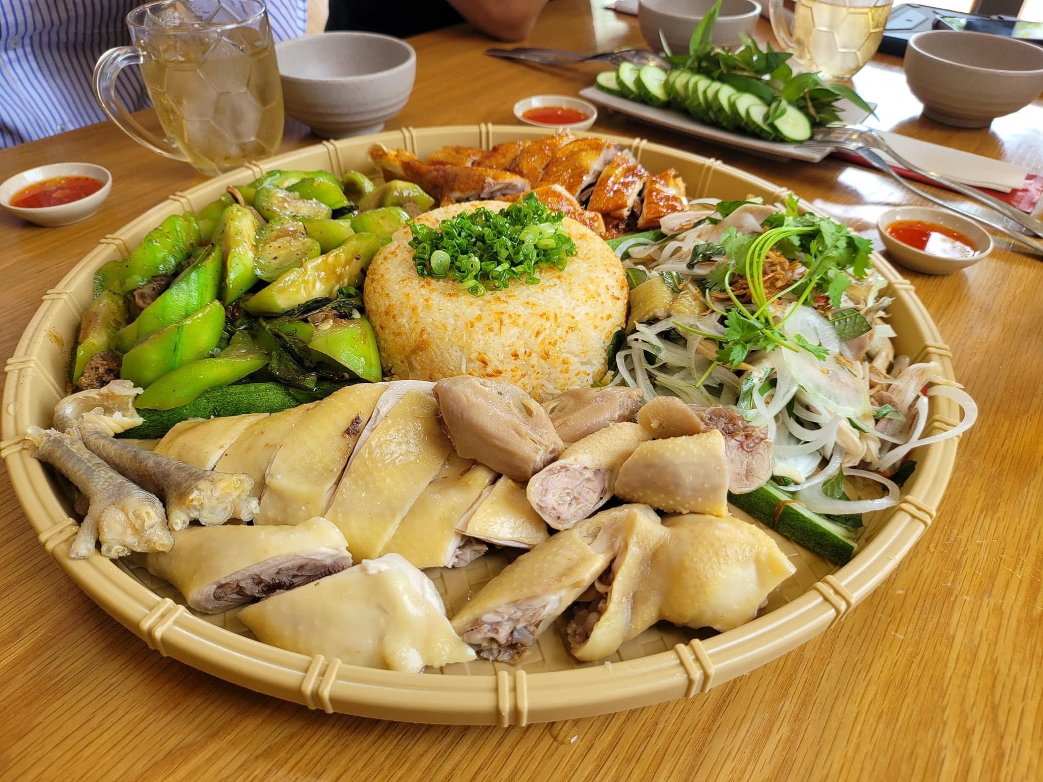 Cơm gà Chú Ngộ