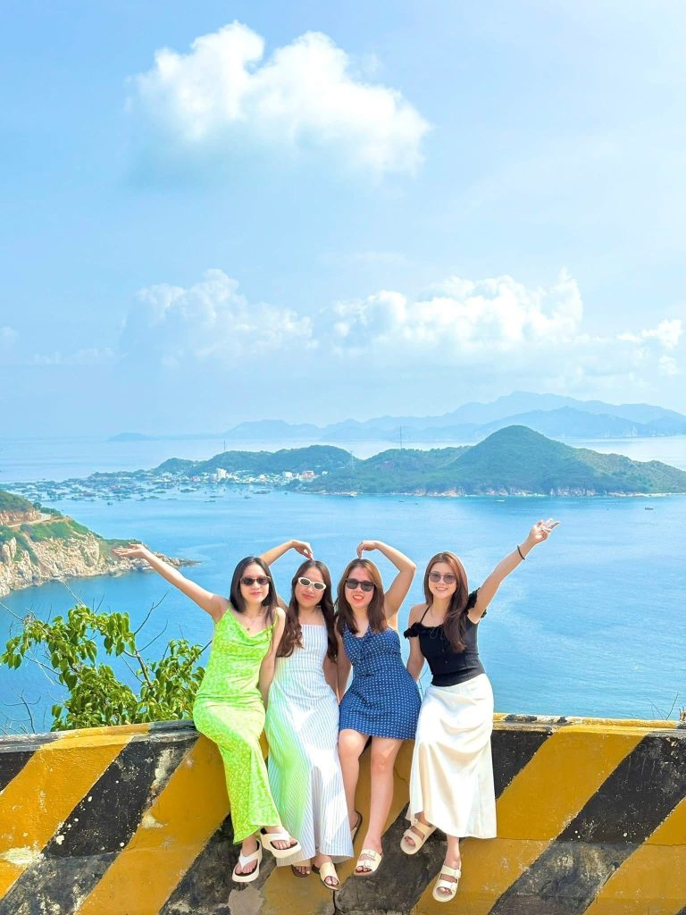 tour Sài Gòn Vĩnh Hy trọn gói
