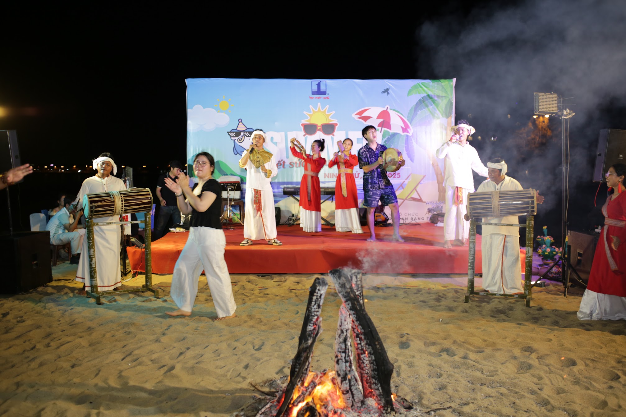 trải nghiệm trọn vẹn với gói thuê âm thanh sân khấu Phan Rang